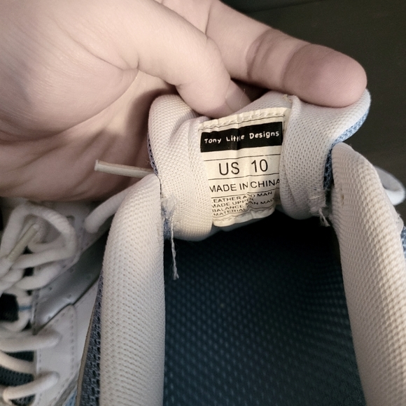 Women's Cheeks exercise shoes size 10 - Picture 2 of 4